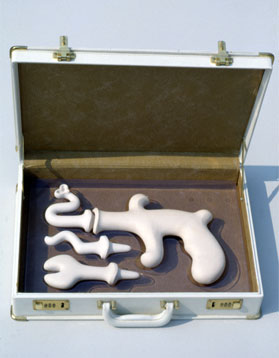 Werkzeugkoffer, 1999, Koffer, Porzellan, tiefgezogenr Einsatz