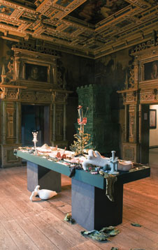 Aufgepfropft, 2007
Keramik, 280  80 190 cm
Installationsansicht in der Stiftung Moritzburg
Landeskunstmuseum, Halle/Saale